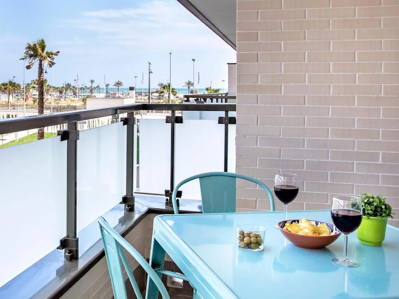 Malaga Los Alamos Beach Apartment Torremolinos