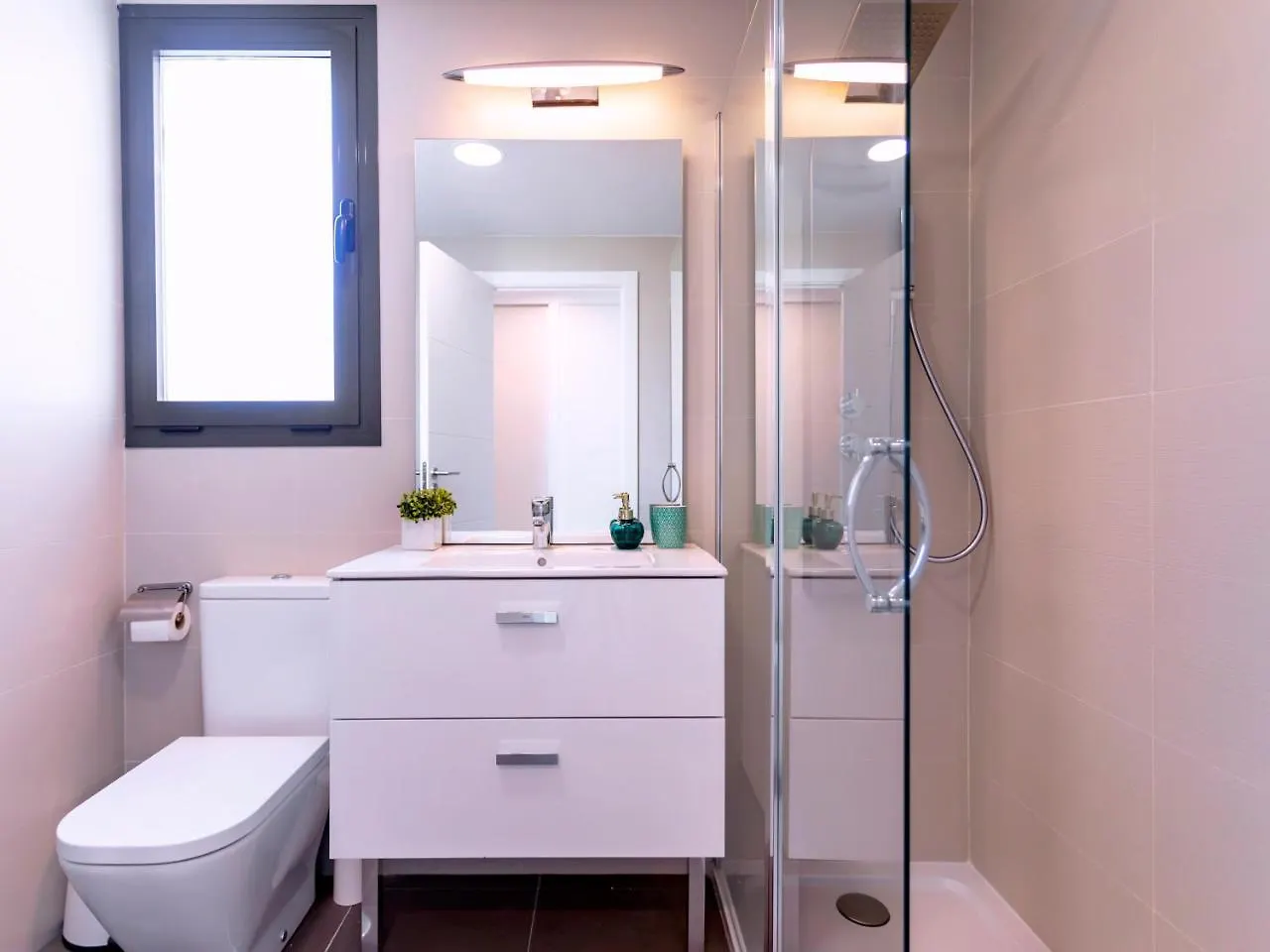 Malaga Los Alamos Beach Apartment Torremolinos